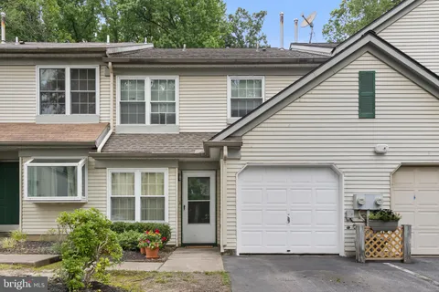 $280,000 | 513 Stonebridge Boulevard, New Castle, DE 19720