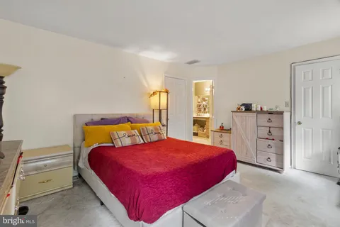 $280,000 | 513 Stonebridge Boulevard, New Castle, DE 19720