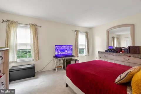 $280,000 | 513 Stonebridge Boulevard, New Castle, DE 19720