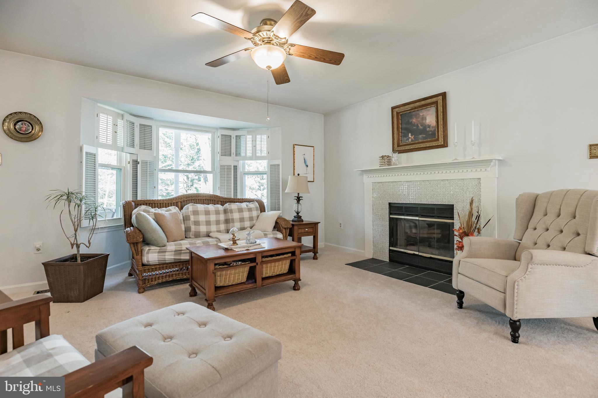 4585 Willows Road Chesapeake Beach, MD 20732 - Photo 4 of 32 Living Room