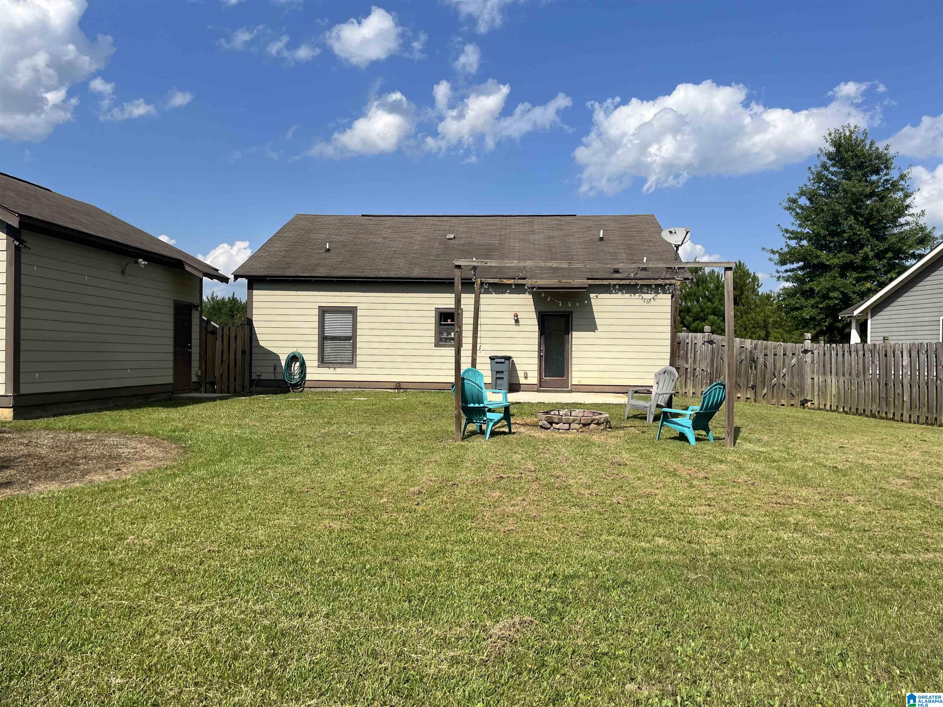 180 Enclave Avenue Calera, AL 35040 - Photo 8 of 10