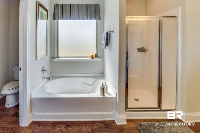 9941 Volterra Avenue Daphne, AL 36526 - Photo 14 of 20 Master Bath