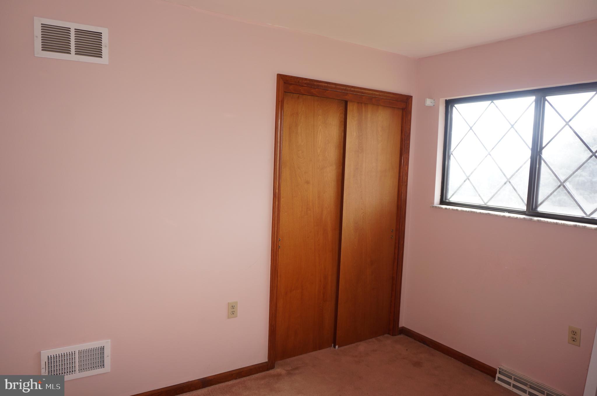 1605 County Line Road York Springs, PA 17372 - Photo 17 of 31 Gallery Image 17