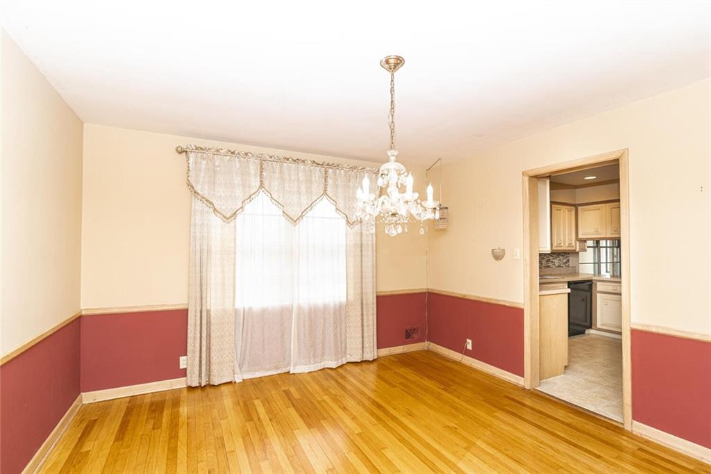 6447 Breamore Road Indianapolis, IN 46220 - Photo 6 of 32