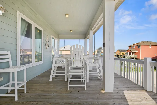 $795,000 | 2573 Whitecap, Crystal Beach, TX 77650