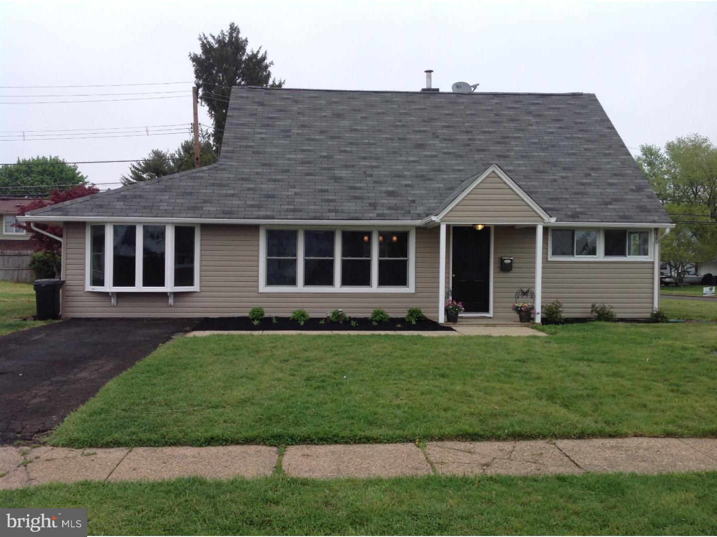 2 Hearth Road Levittown, PA 19056 - Photo 1 of 24 Gallery Image 1