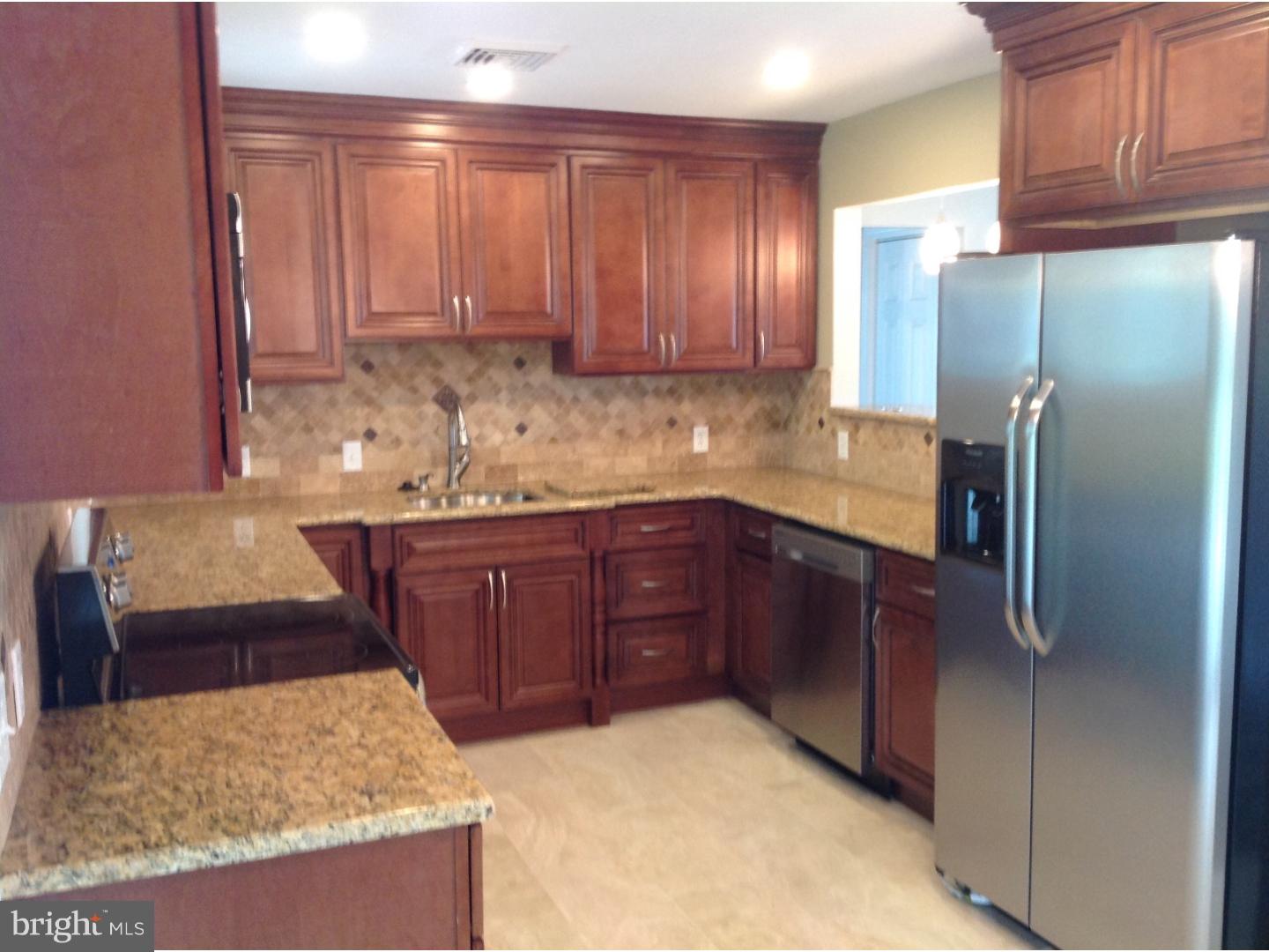 2 Hearth Road Levittown, PA 19056 - Photo 8 of 24 Gallery Image 8