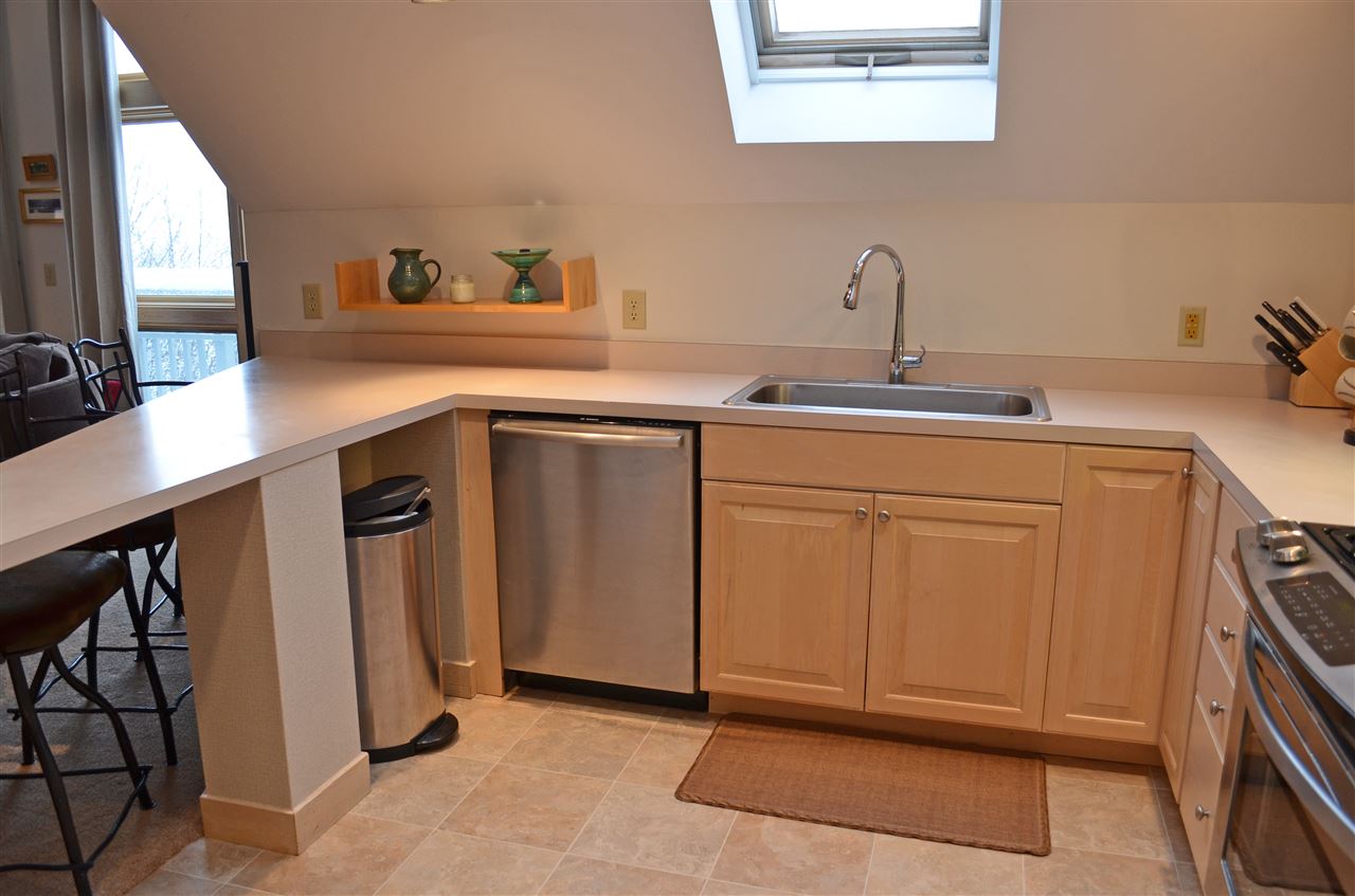 117 Ledgewood Road, Unit F7 Ludlow, VT 05149 - Photo 7 of 32 Gallery Image 7