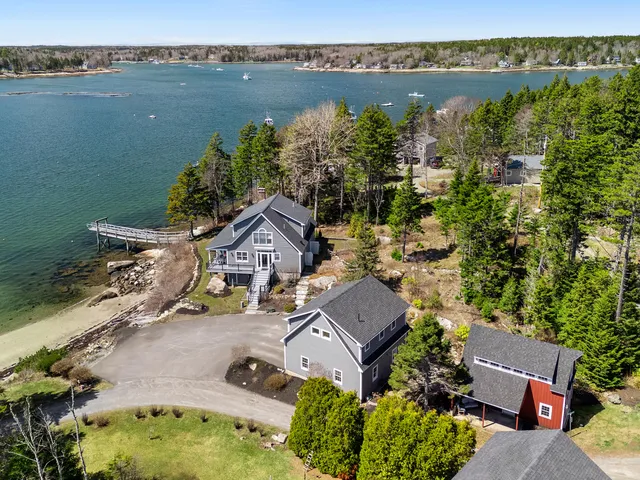 $1,995,000 | 5 Littledog Path, South Thomaston, ME 04858