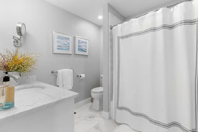 $1,995,000 | 5 Littledog Path, South Thomaston, ME 04858