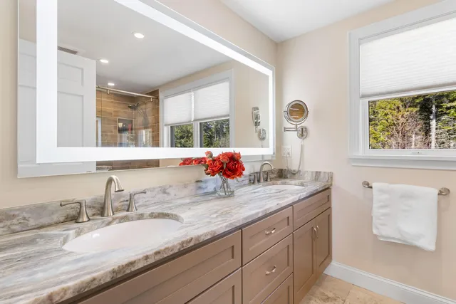 $1,995,000 | 5 Littledog Path, South Thomaston, ME 04858