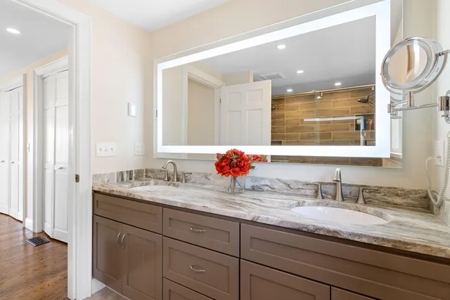 $1,995,000 | 5 Littledog Path, South Thomaston, ME 04858