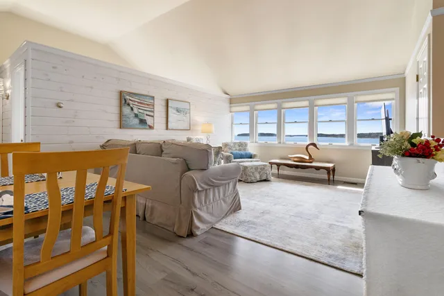 $1,995,000 | 5 Littledog Path, South Thomaston, ME 04858