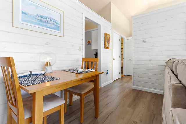 $1,995,000 | 5 Littledog Path, South Thomaston, ME 04858