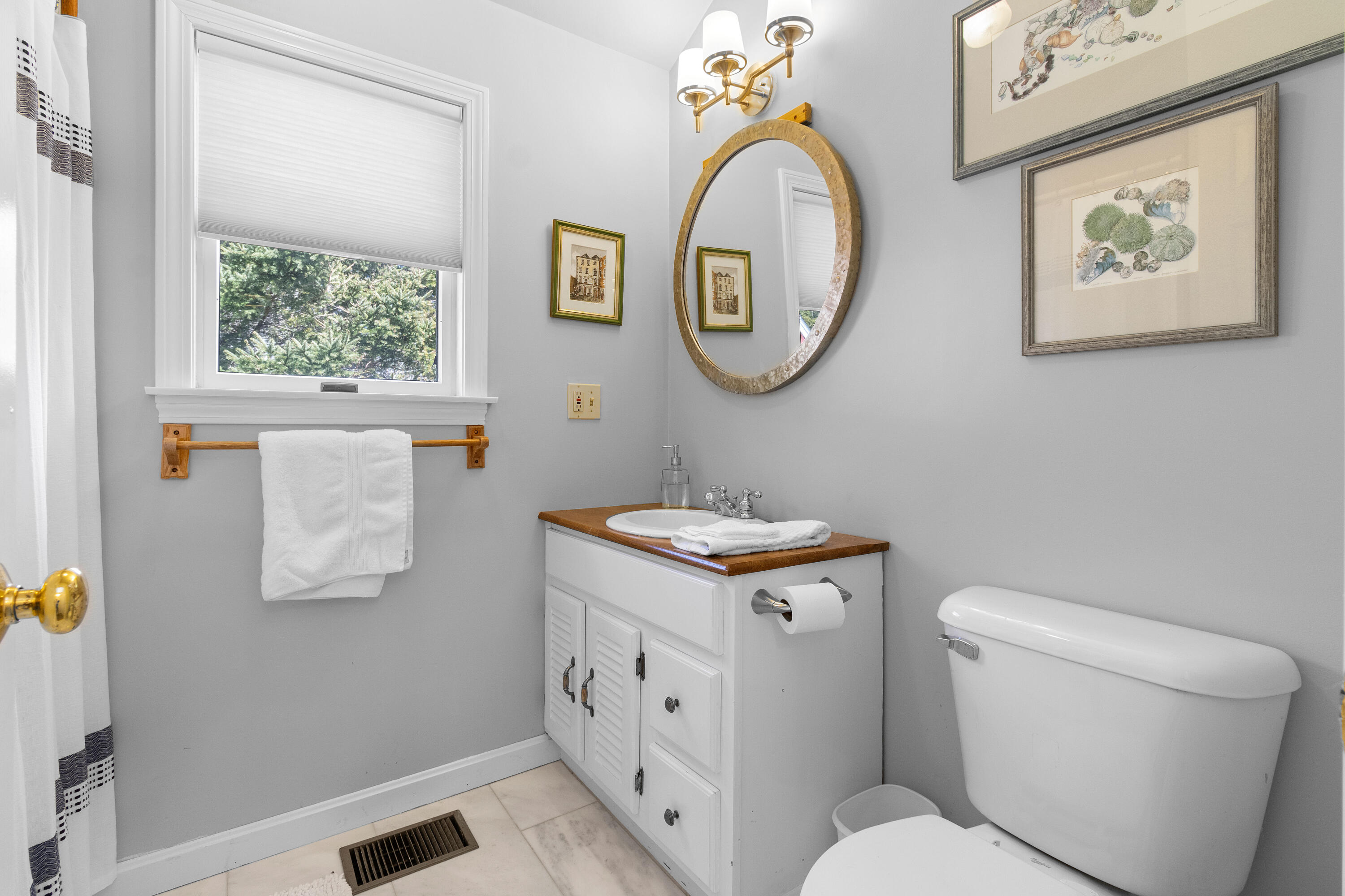 5 Littledog Path South Thomaston, ME 04858 - Photo 51 of 90 Guest Suite Bathroom