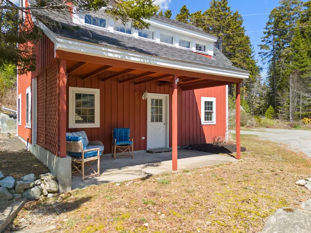 $1,995,000 | 5 Littledog Path, South Thomaston, ME 04858