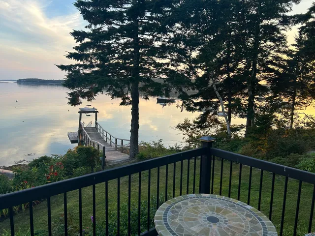 $1,995,000 | 5 Littledog Path, South Thomaston, ME 04858