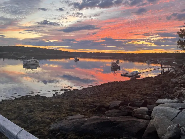 $1,995,000 | 5 Littledog Path, South Thomaston, ME 04858