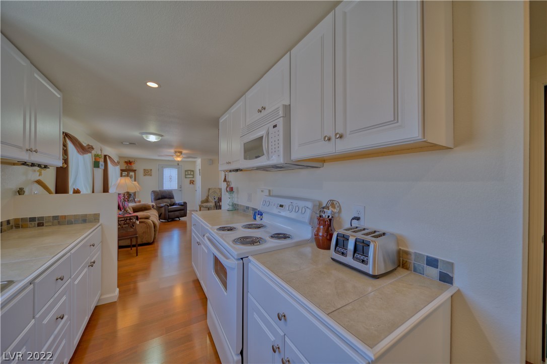 3230 Maple Road Pahrump, NV 89048 - Photo 21 of 50 Gallery Image 21
