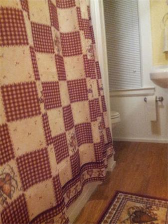 479 Main Street Hanson, MA 02341 - Photo 20 of 20 a bathroom with a sink