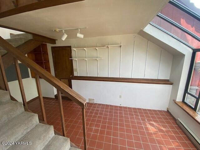 2451 Franklin Road Tieton, WA 98947 - Photo 10 of 15 a view of entryway