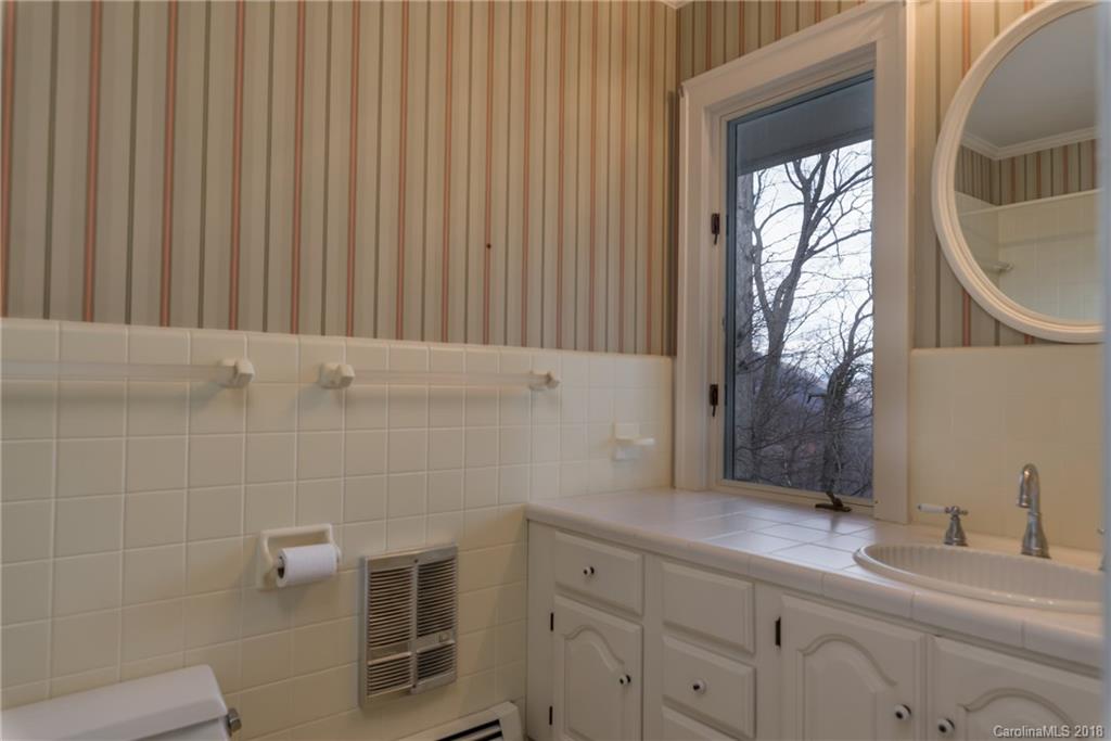 2455 Hogback Mountain Road Tryon, NC 28782 - Photo 14 of 24