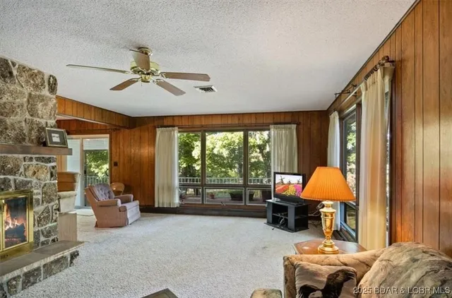 $399,900 | 802 Susan Road, Lake Ozark, MO 65049
