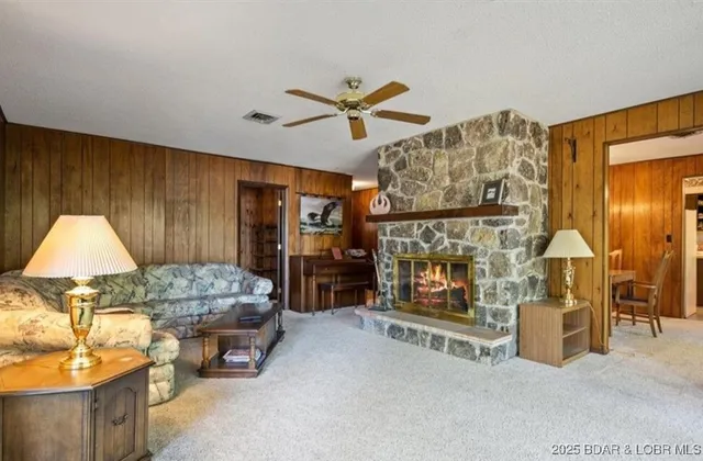 $399,900 | 802 Susan Road, Lake Ozark, MO 65049