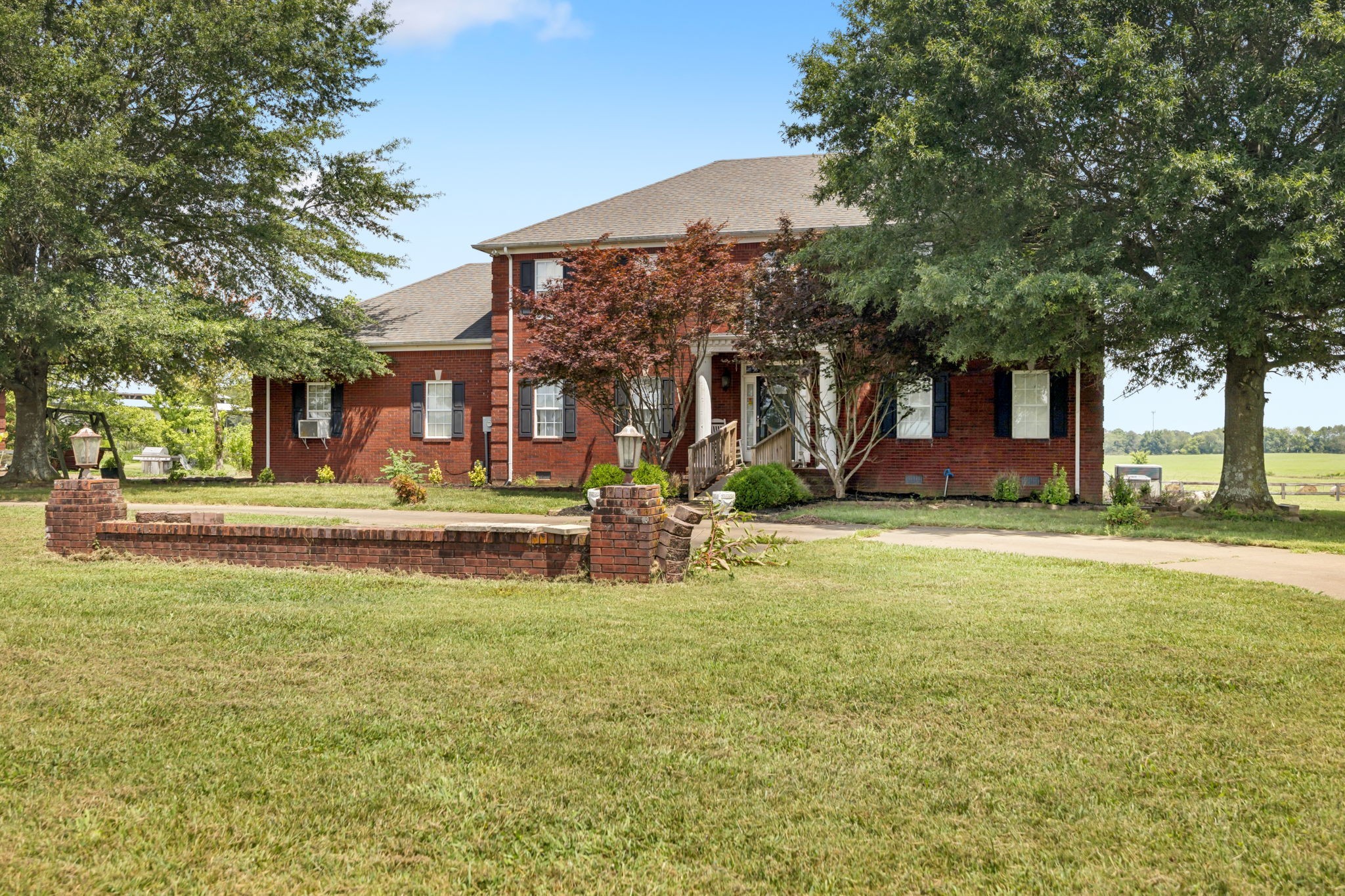 33 Bishop Road Lawrenceburg, TN 38464 - Photo 2 of 87