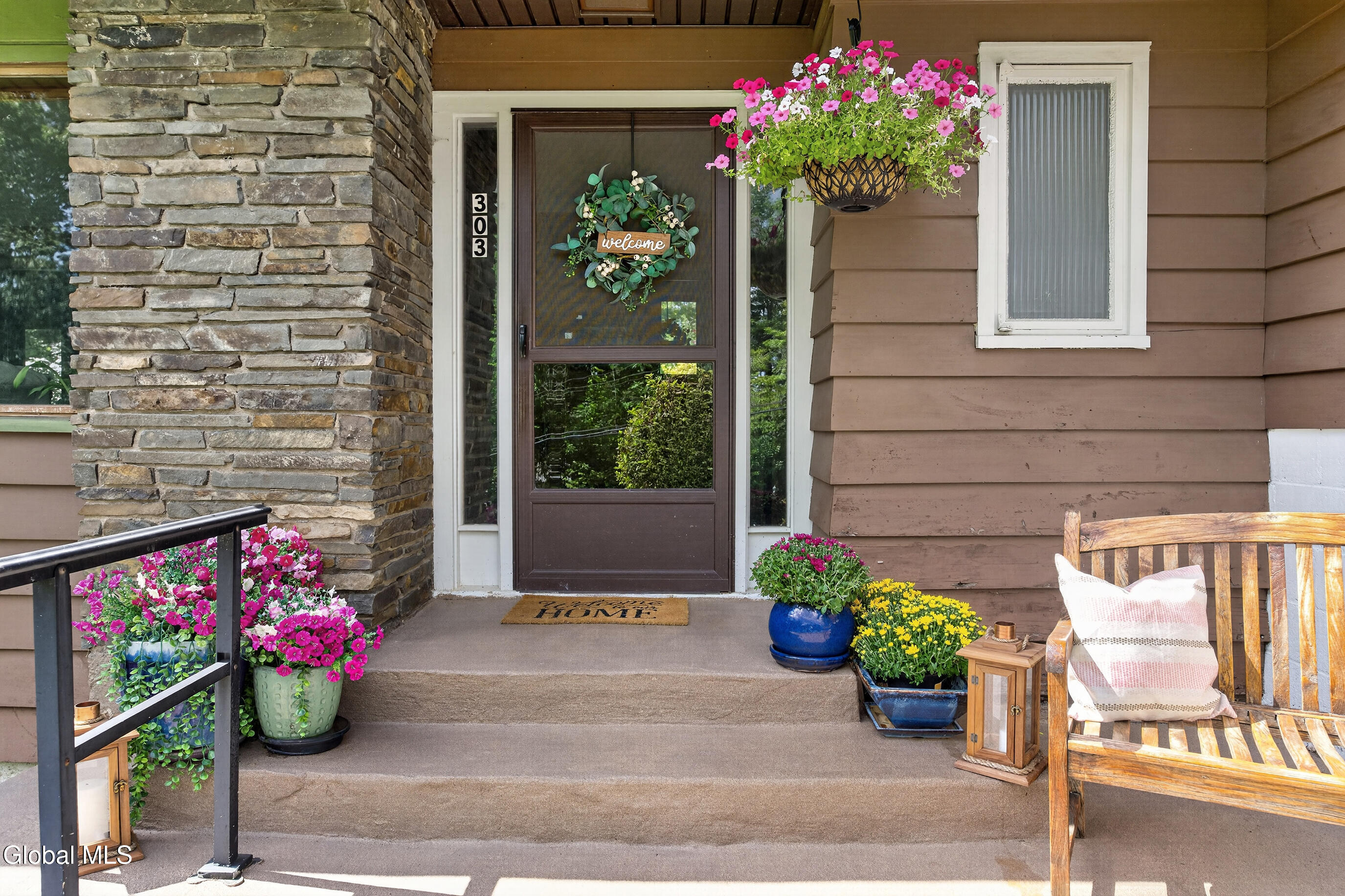 303 Terrace Road Rotterdam, NY 12306 - Photo 4 of 117 007-303-Terrace-Road-Rotterdam-NY-12306