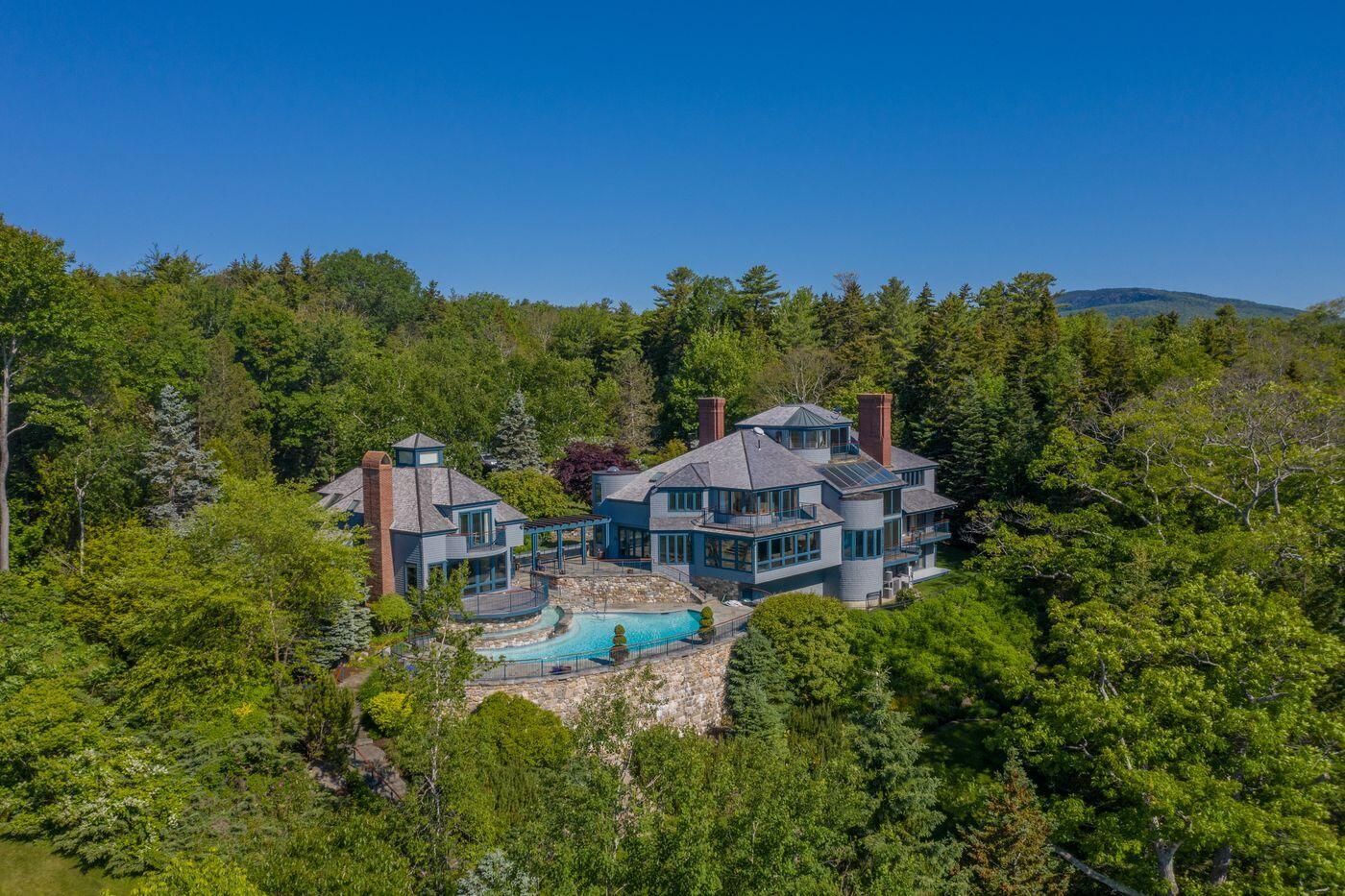 230 Bay View Street Camden, ME 04843 - Photo 2 of 3 W3-ME3056_2