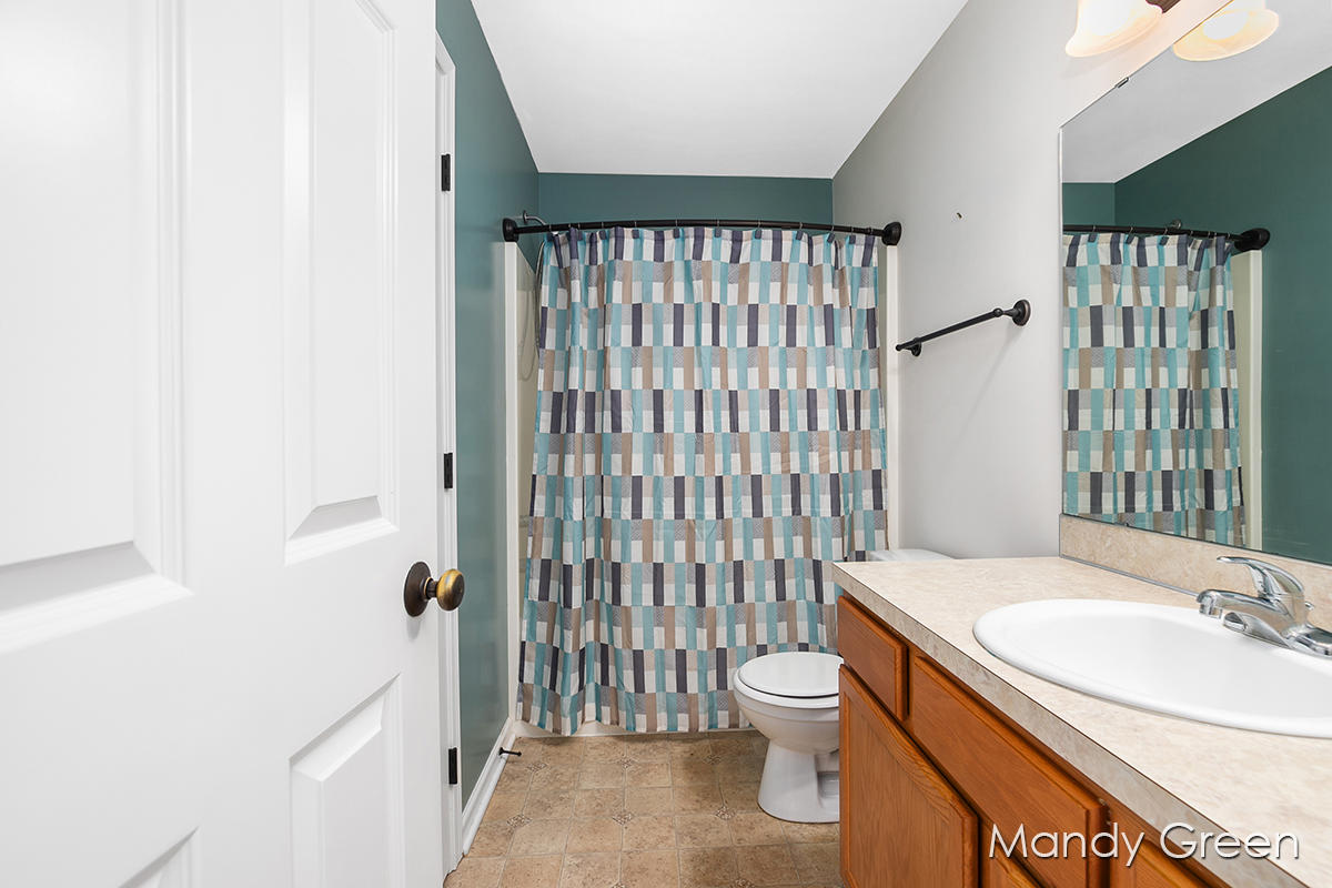 6048 Johnson Road Greenville, MI 48838 - Photo 12 of 21 IMG_1010