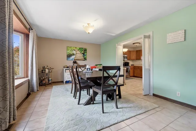 $250,000 | 8090 Rene Drive, White Lake, MI 48386