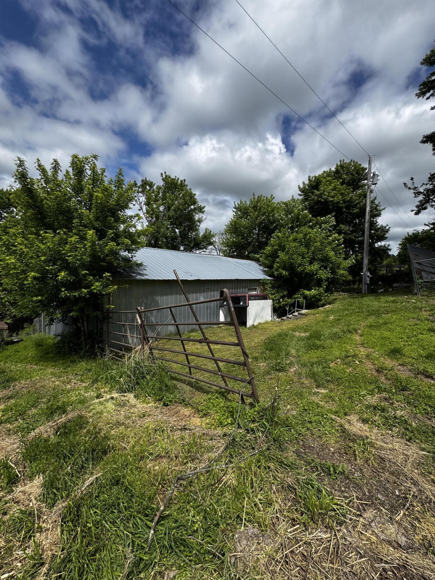 3179 Goff Rdg Road Pineville, MO 64856 - Photo 15 of 18 IMG_2103