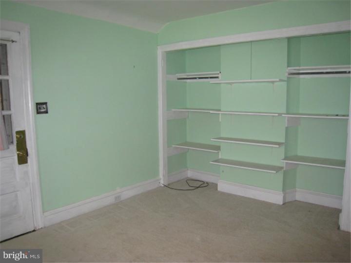 528 Midvale Road Upper Darby, PA 19082 - Photo 14 of 18 Bedroom - Main