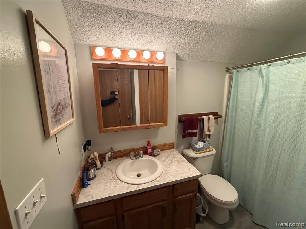 11245 Cedar Road Lake, MI 48632 - Photo 24 of 46