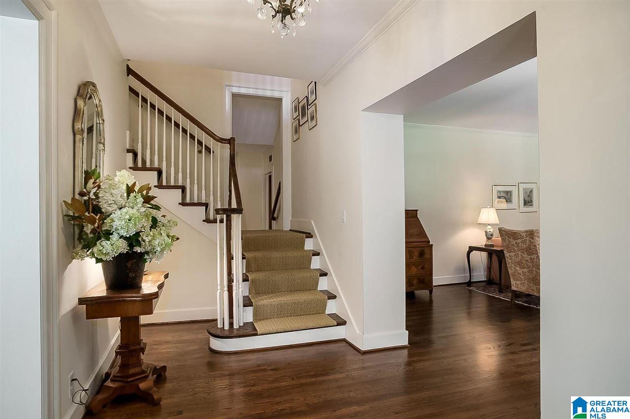 3248 Sterling Road Birmingham, AL 35213 - Photo 3 of 44