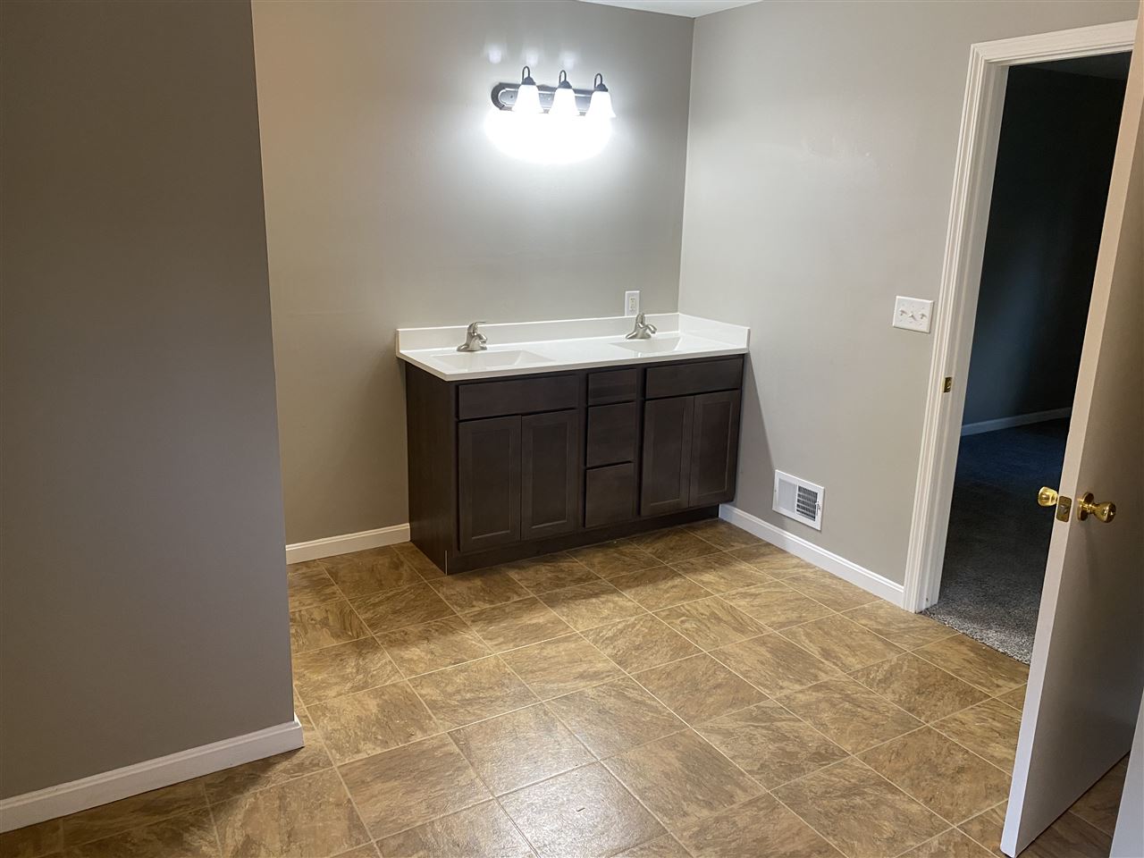 5617 South Shepherd Road Shepherd, MI 48883 - Photo 6 of 11 1878496-5.JPG
