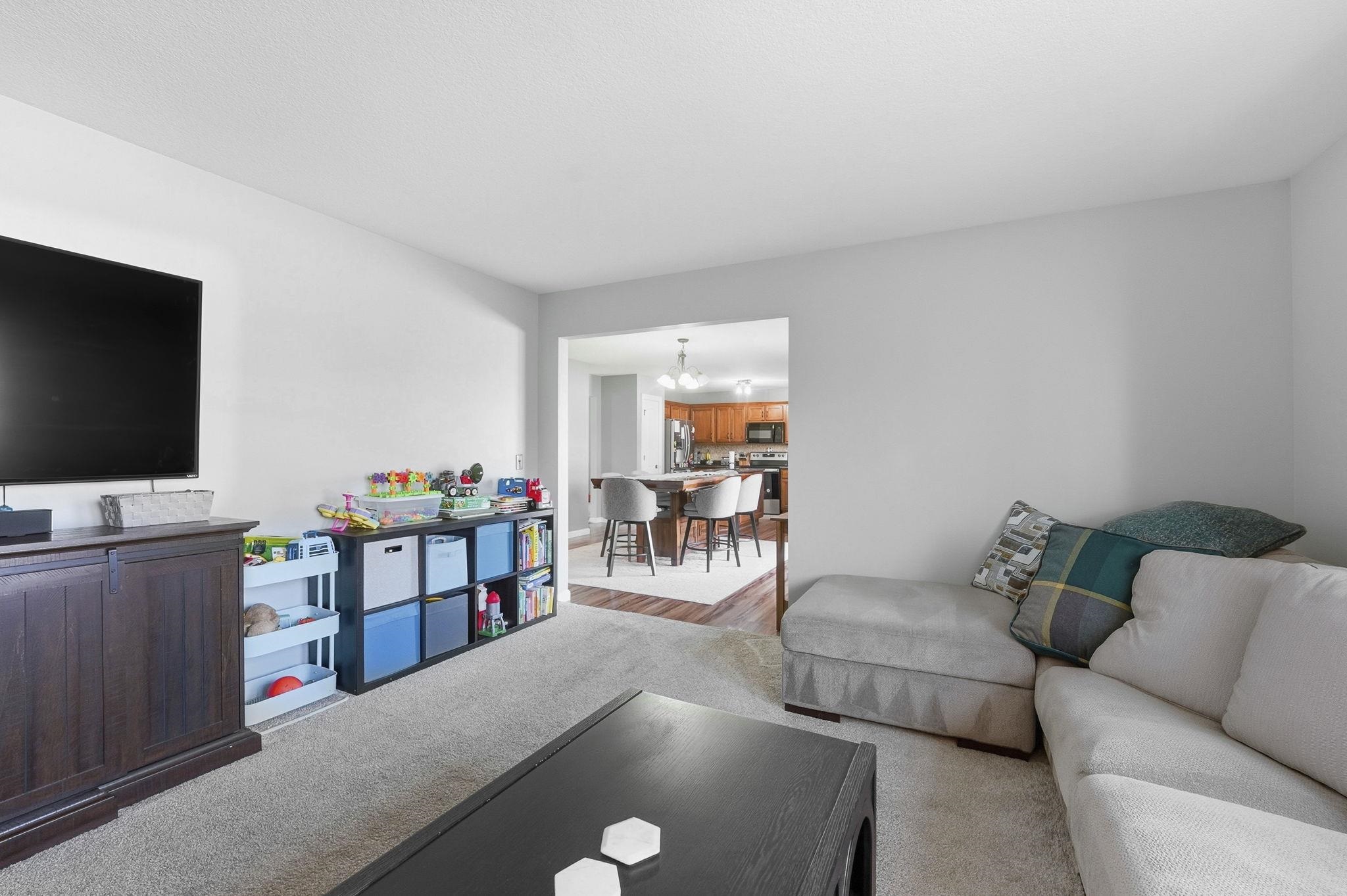 9516 Chapmans Boulevard Fort Wayne, IN 46835 - Photo 9 of 29