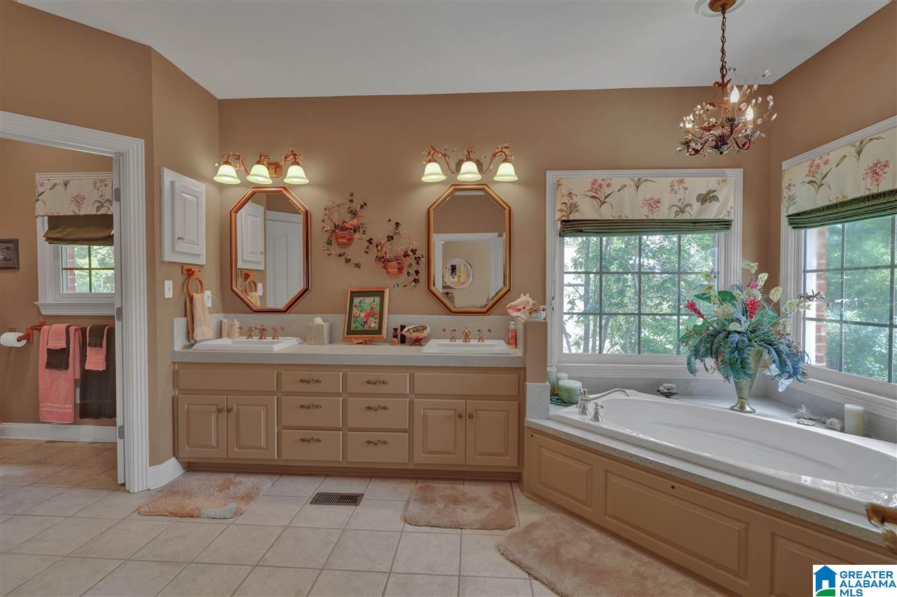 247 Kings Crest Lane Pelham, AL 35124 - Photo 25 of 45
