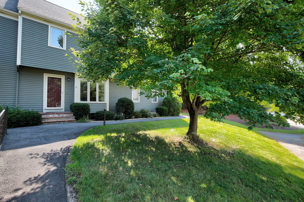 19 Deer Path, Unit 6 Maynard, MA 01754 - Photo 2 of 21 Gallery Image 2