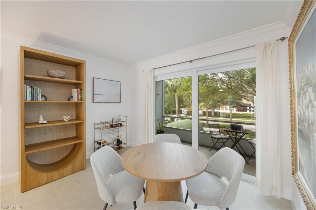 72 7th Street South, Unit 206 Naples, FL 34102 - Photo 8 of 38