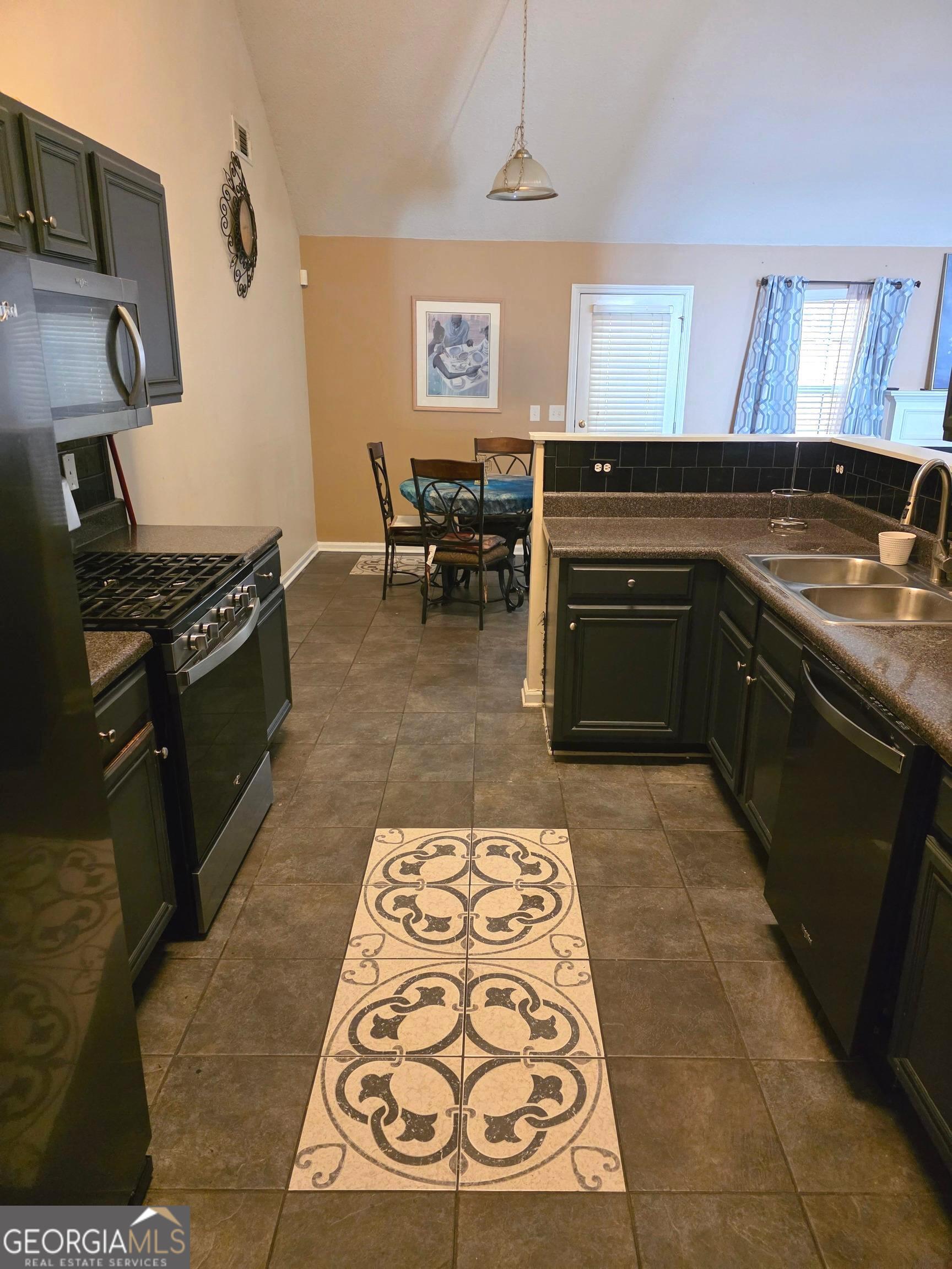 4699 Derby Loop Fairburn, GA 30213 - Photo 7 of 28