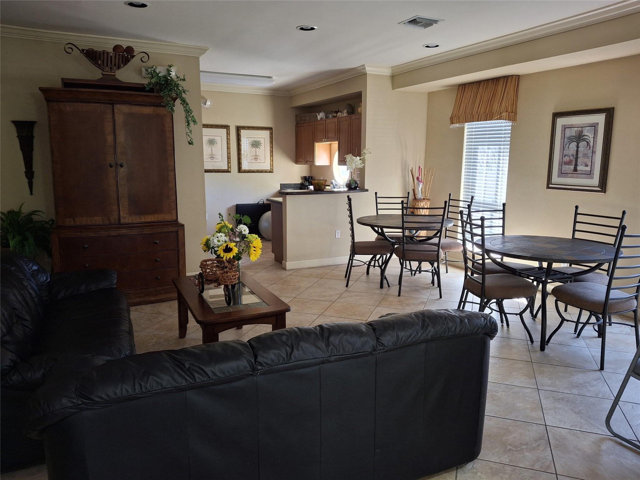 899 Riverside Drive, Unit 613 Coral Springs, FL 33071 - Photo 3 of 30 Photo 6