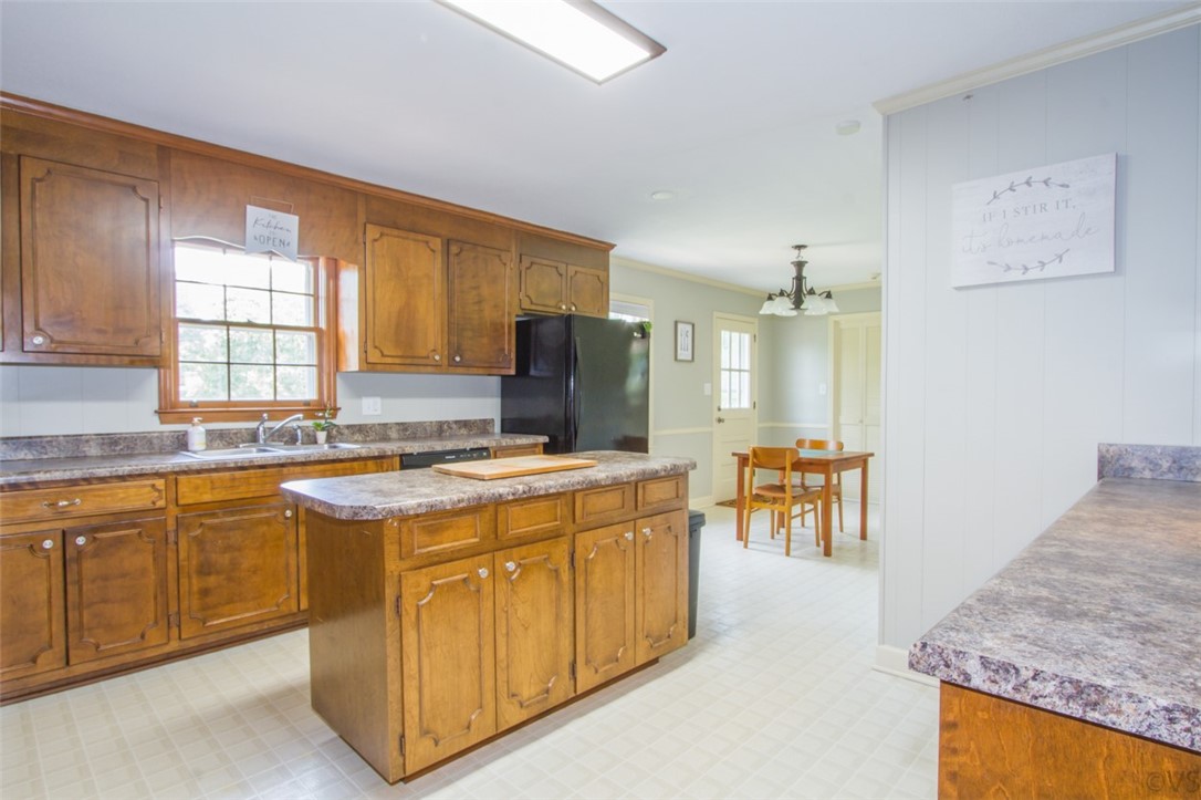 711 Timberlake Road Anderson, SC 29625 - Photo 12 of 32 Gallery Image 12