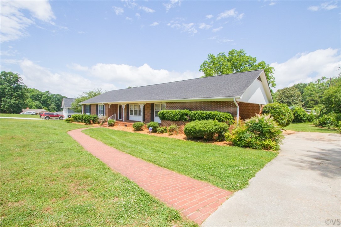 711 Timberlake Road Anderson, SC 29625 - Photo 2 of 32 Gallery Image 2