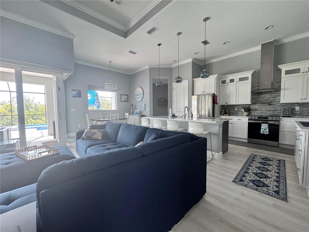 186 Fairway Road Rotonda West, FL 33947 - Photo 11 of 13