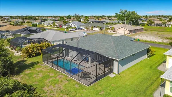 $3,100 | 186 Fairway Road, Rotonda West, FL 33947