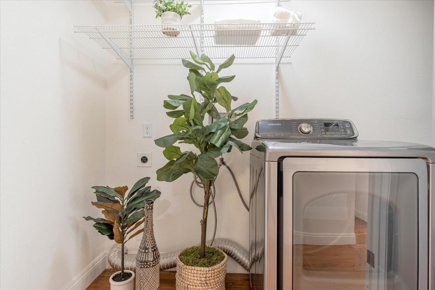 1314 Crestfield Drive San Jose, CA 95125 - Photo 30 of 43 a view of living room with a potted plant