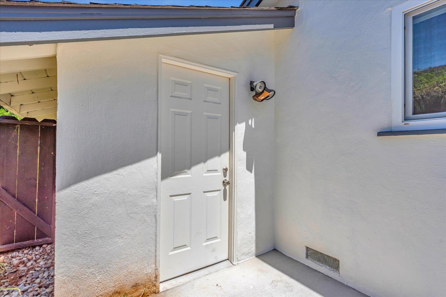 1314 Crestfield Drive San Jose, CA 95125 - Photo 41 of 43 a bathroom with a sink and a mirror